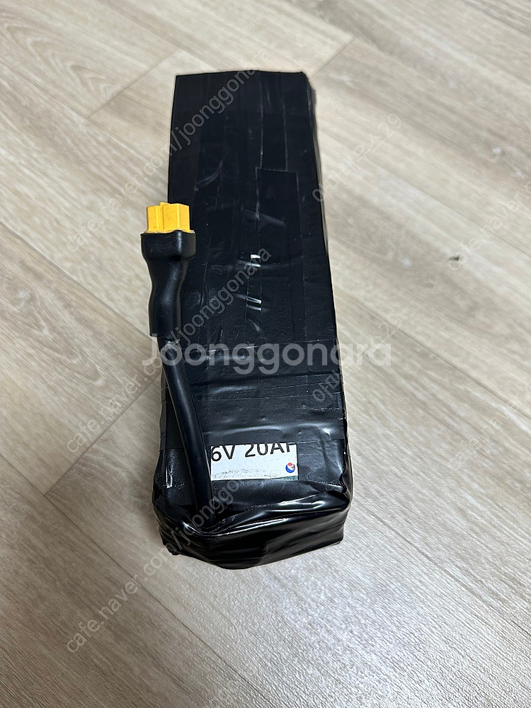 배터리 충전기 스위치 판매합니다 36v 20ah--0